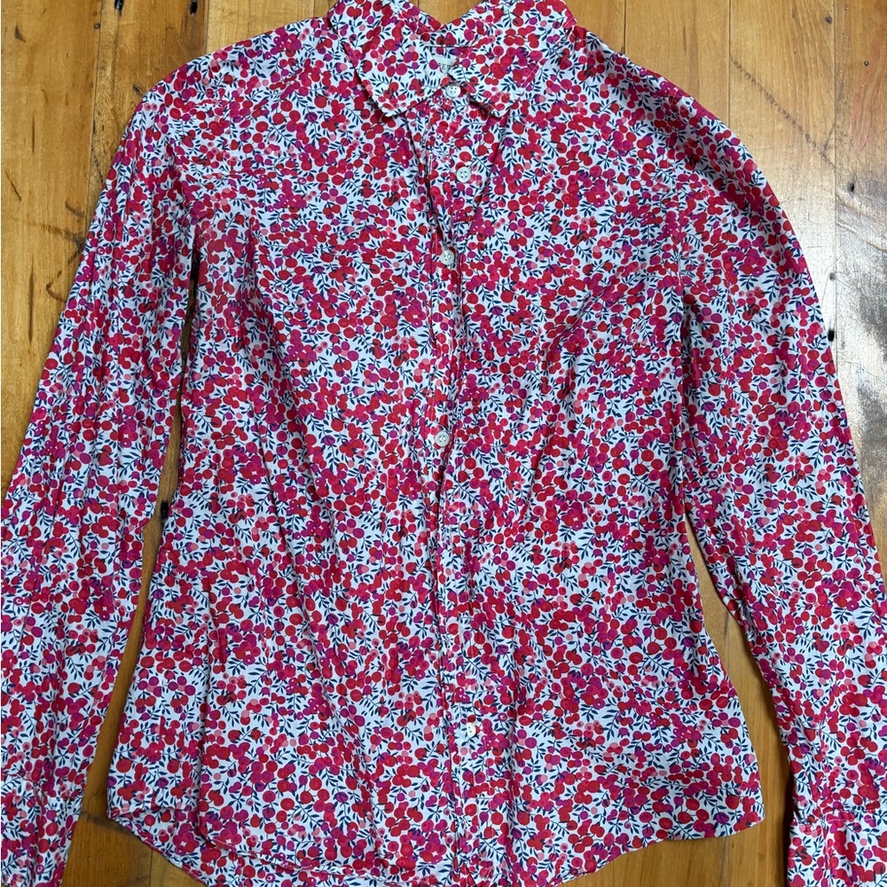 J Crew “Perfect Fit” Women's Red Floral Button-Up Shirt 00